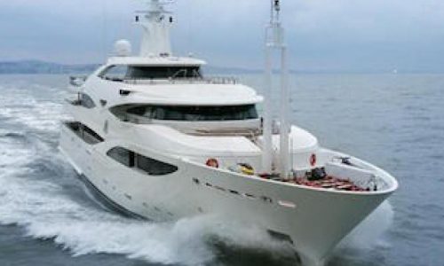 Superyacht Alouette II