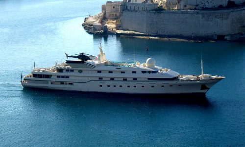 Kingdom 5KR Superyacht